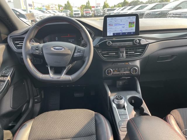Used 2025 Ford Escape ST-Line Select AWD/4WD image 15