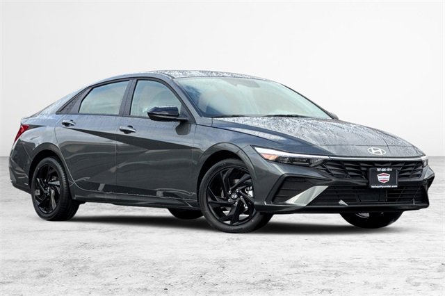 New 2026 Hyundai Elantra Sport image 1