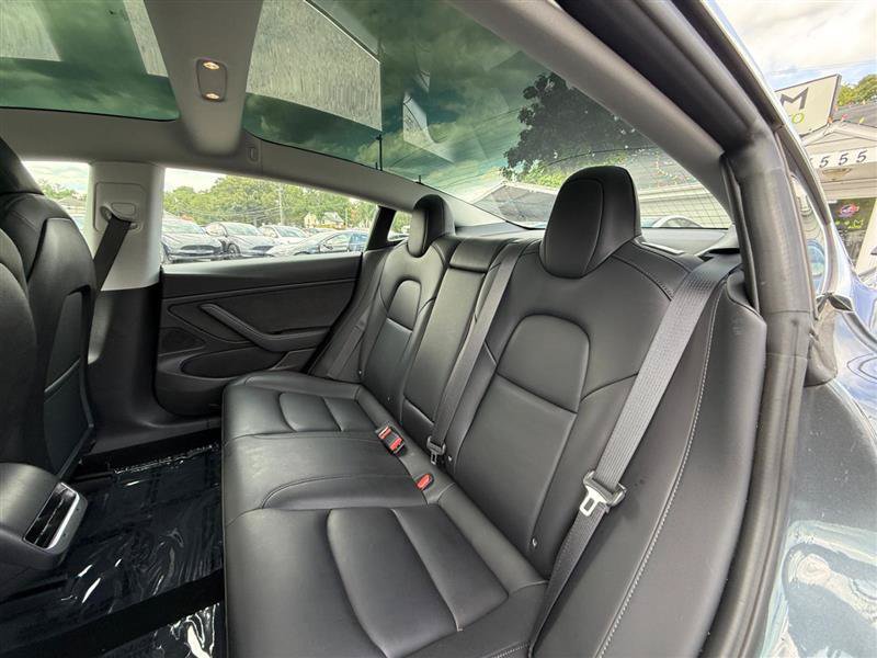 Used 2018 Tesla Model 3 Long Range AWD/4WD image 11