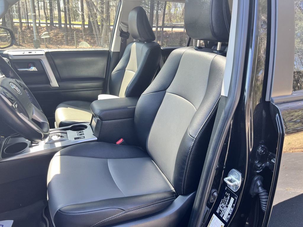 Used 2023 Toyota 4Runner SR5 Premium w/ Moonroof Package image 16