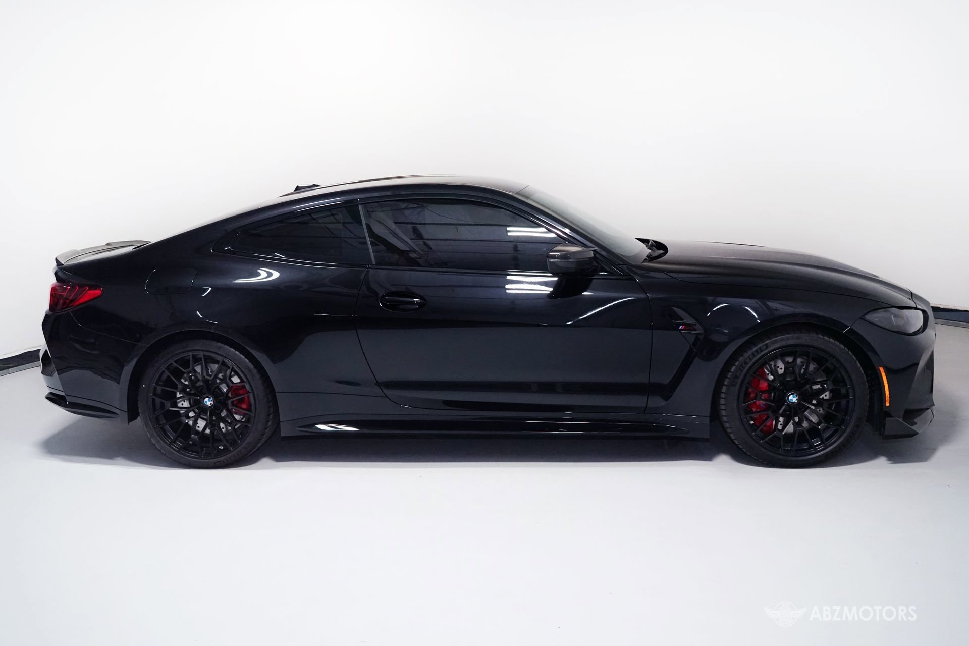 Used 2025 BMW M4 CS AWD/4WD image 4