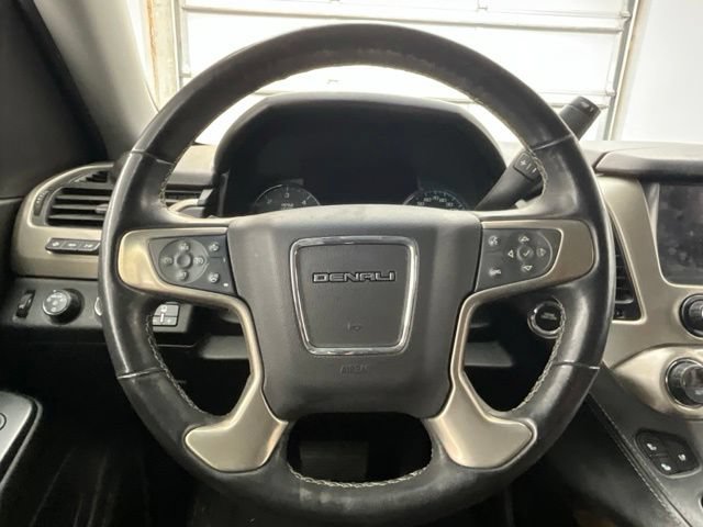Used 2019 GMC Yukon XL Denali w/ Denali Ultimate Package AWD/4WD image 13