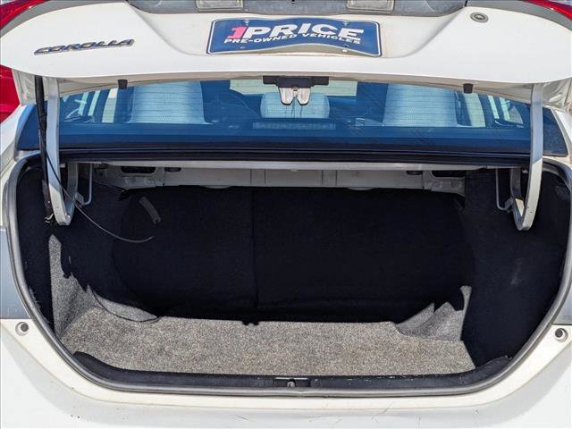 Used 2015 Toyota Corolla L image 14