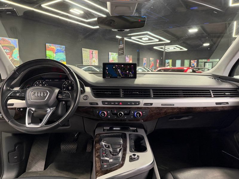 Used 2019 Audi Q7 2.0T Premium Plus w/ Premium Plus Package AWD/4WD image 16