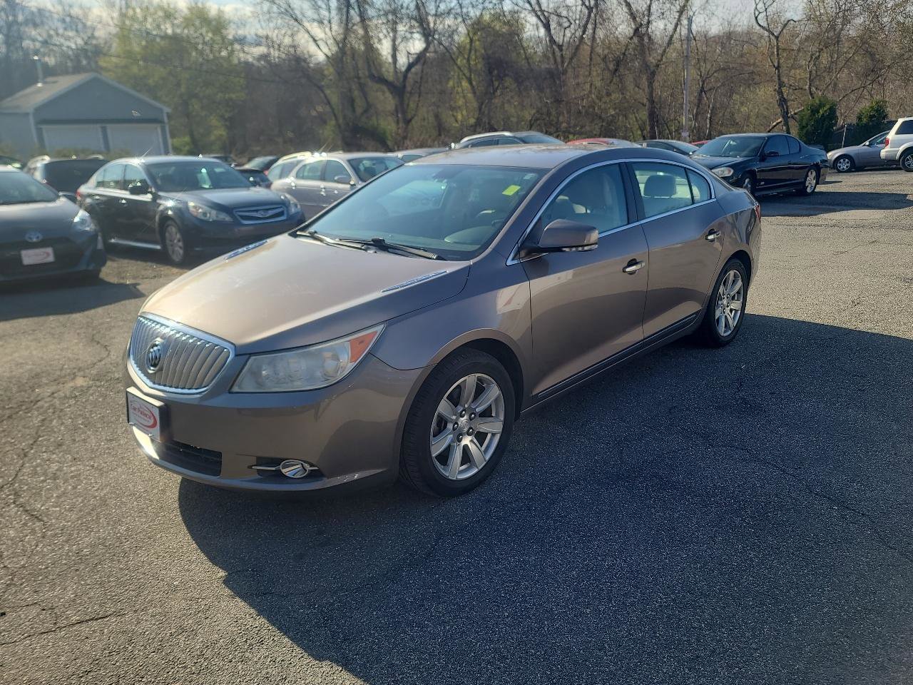 Used 2010 Buick LaCrosse CXL w/ Luxury Package FWD image 3
