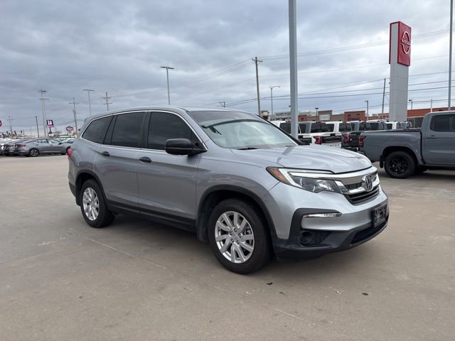 Used 2020 Honda Pilot LX image 2