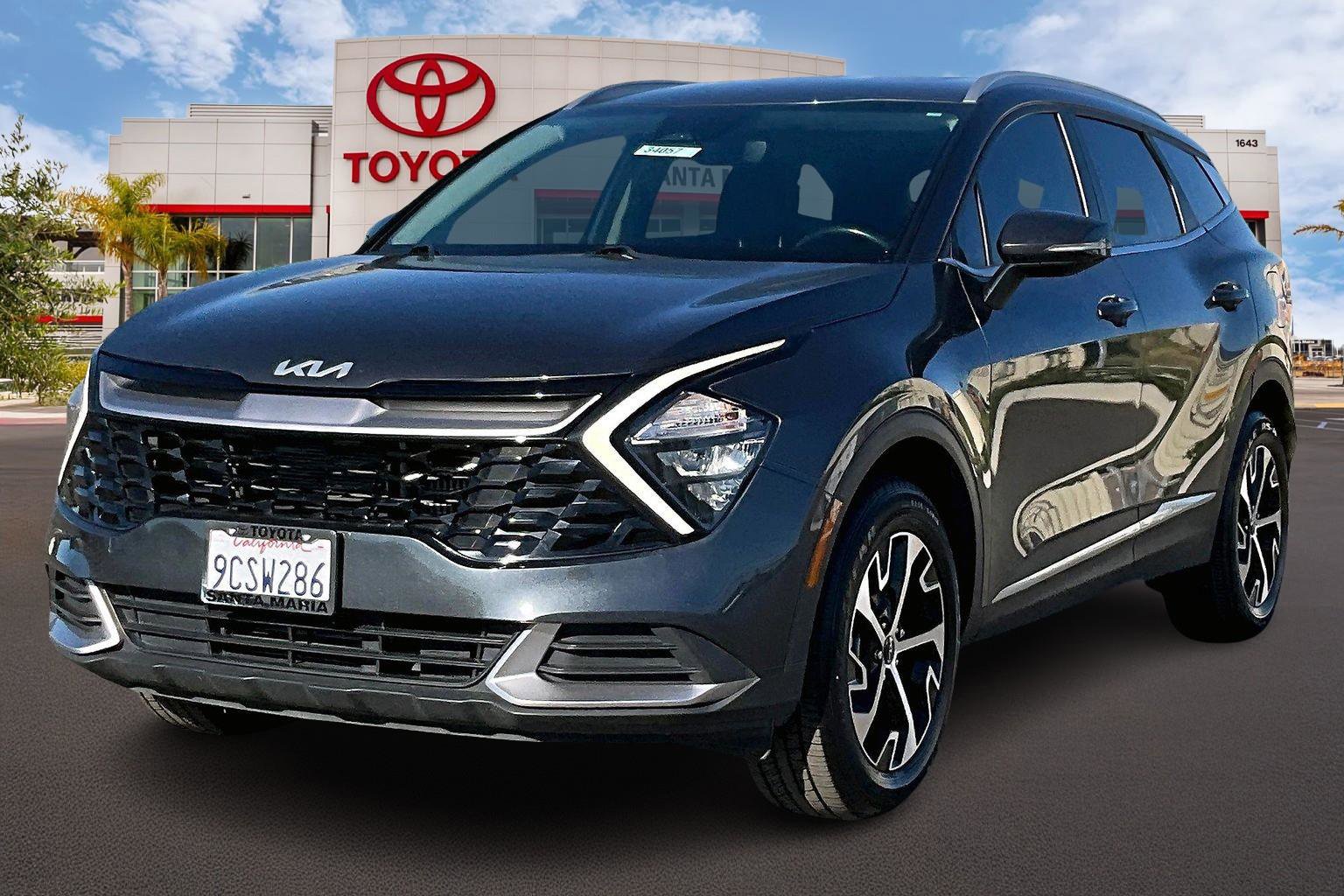 Used 2023 Kia Sportage EX image 11