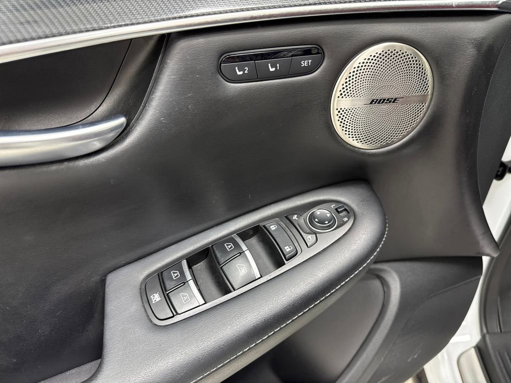 Used 2023 INFINITI QX50 Sport image 18