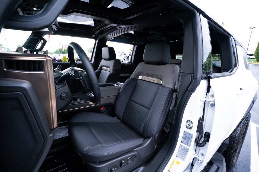 Used 2025 GMC Hummer EV 2X AWD/4WD image 31