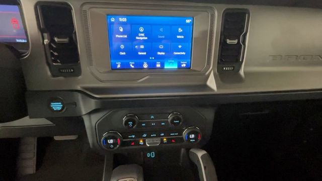 Used 2023 Ford Bronco Outer Banks AWD/4WD image 31