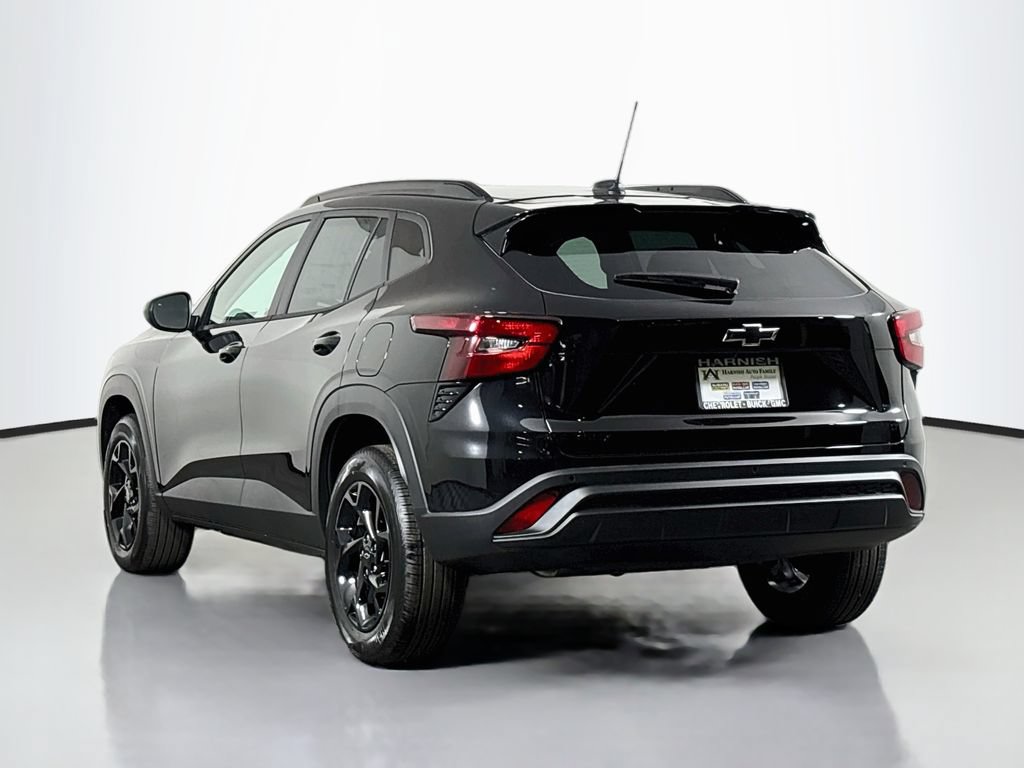 New 2026 Chevrolet Trax LT w/ Driver Confidence Package FWD image 5