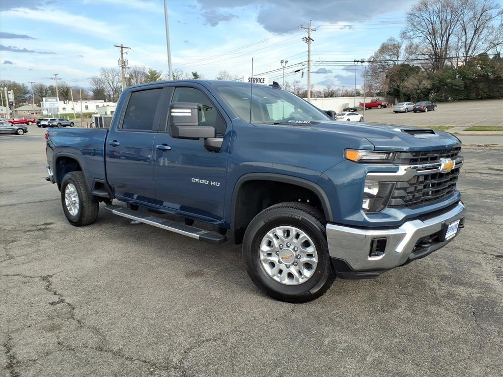 New 2026 Chevrolet Silverado 2500 LT w/ Convenience Package image 2