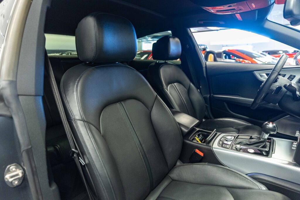 Used 2014 Audi RS 7 Prestige w/ Dynamic Package image 16