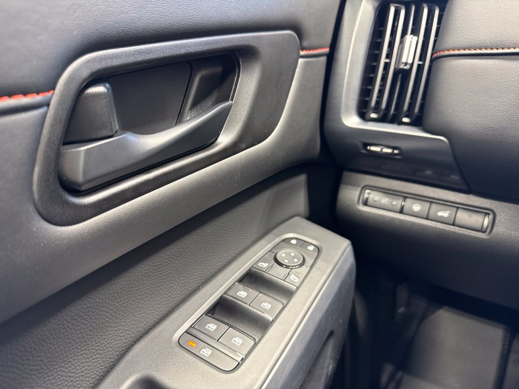 New 2026 Nissan Pathfinder Rock Creek AWD/4WD image 9