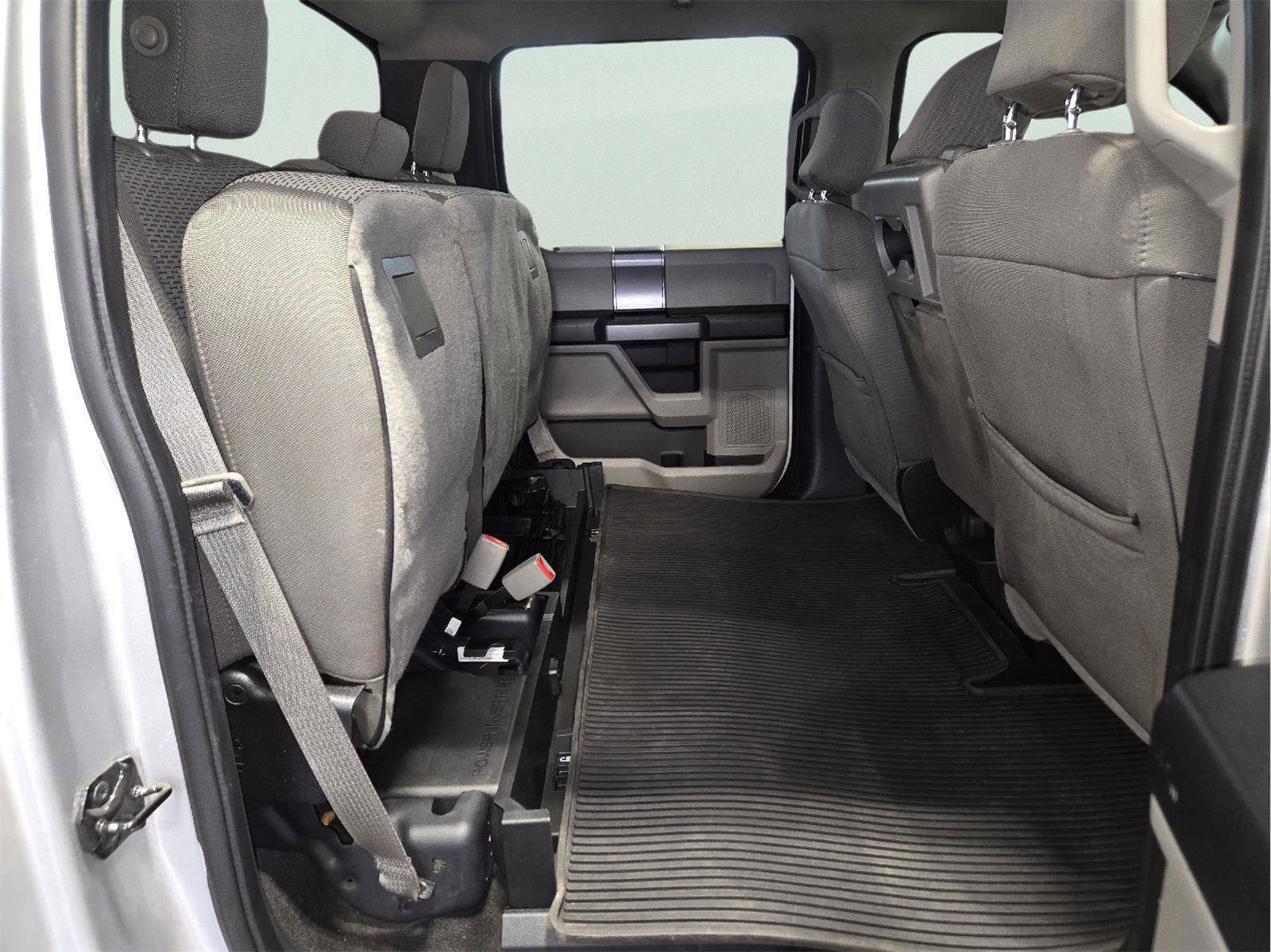 Used 2017 Ford F250 XLT w/ XLT Premium Package image 34