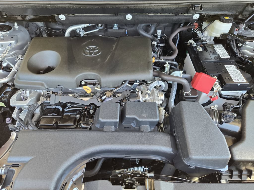 Used 2024 Toyota RAV4 LE FWD image 19