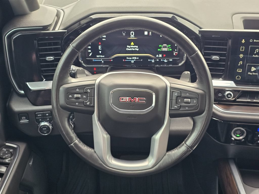 Used 2022 GMC Sierra 1500 SLT w/ SLT Convenience Package AWD/4WD image 17