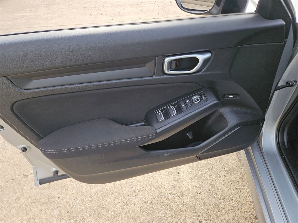 Used 2025 Honda Civic Sport image 14