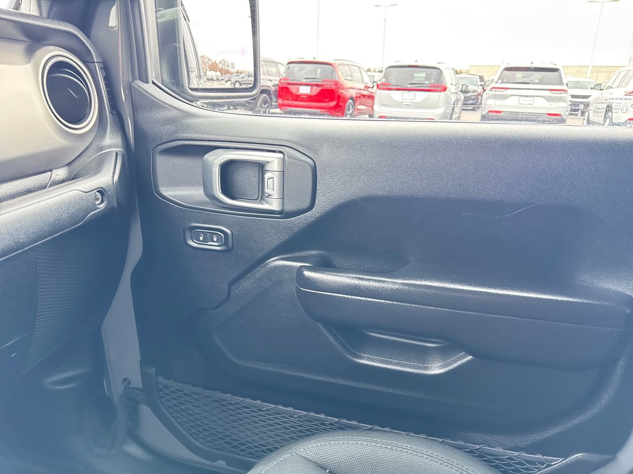 Used 2020 Jeep Gladiator Sport w/ Quick Order Package 24S image 22