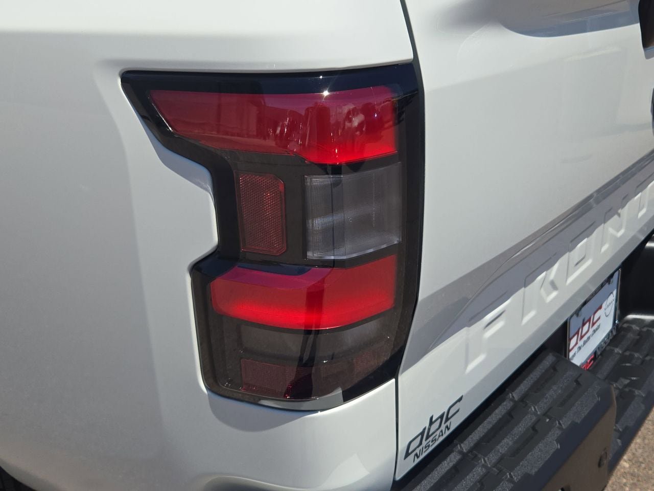 Certified 2025 Nissan Frontier SV RWD image 32