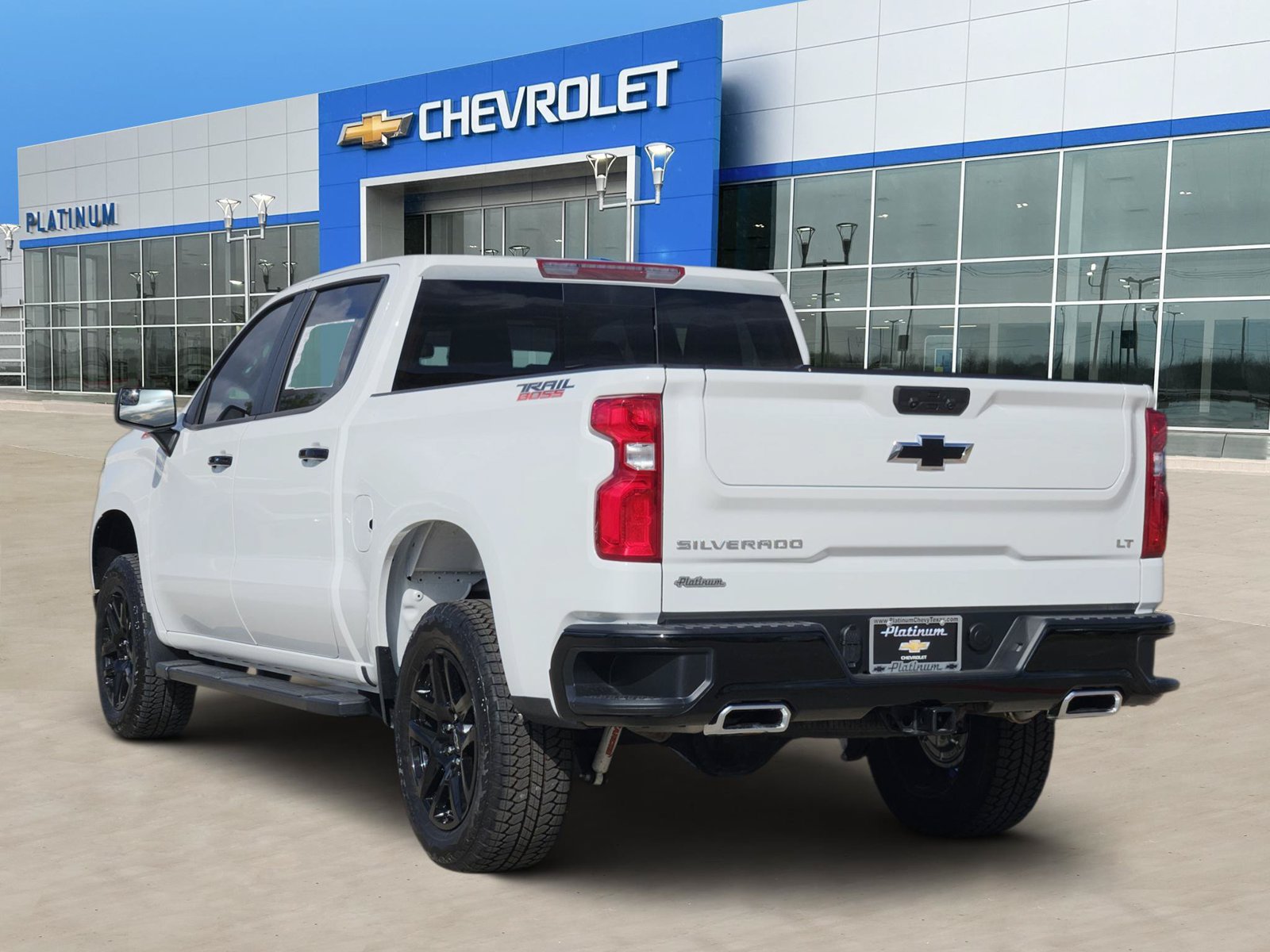 New 2026 Chevrolet Silverado 1500 LT Trail Boss w/ Convenience Package II AWD/4WD image 4