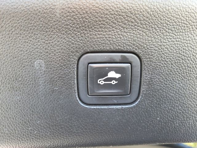 Used 2018 Buick Enclave Premium w/ Trailering Package image 18