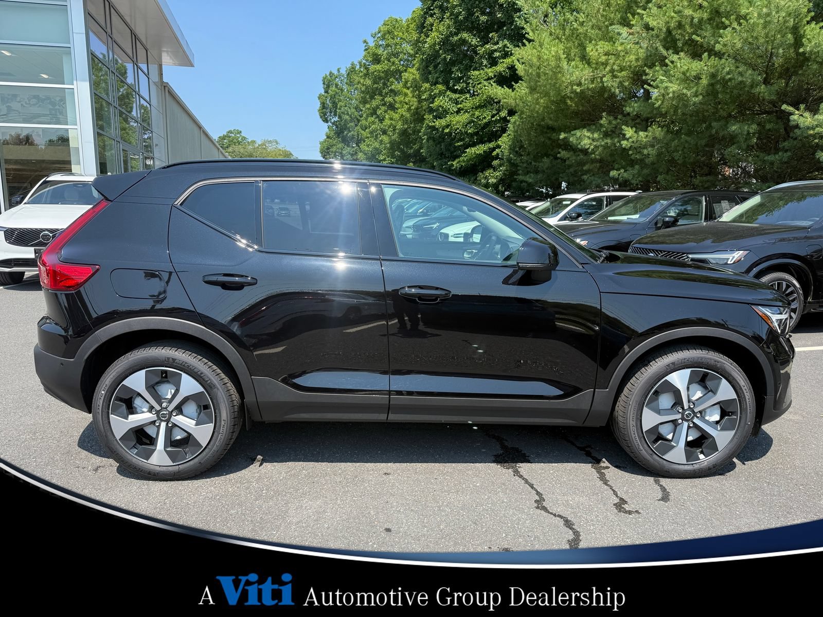 Used 2026 Volvo XC40 B5 Plus w/ Protection Package Premier AWD/4WD image 9