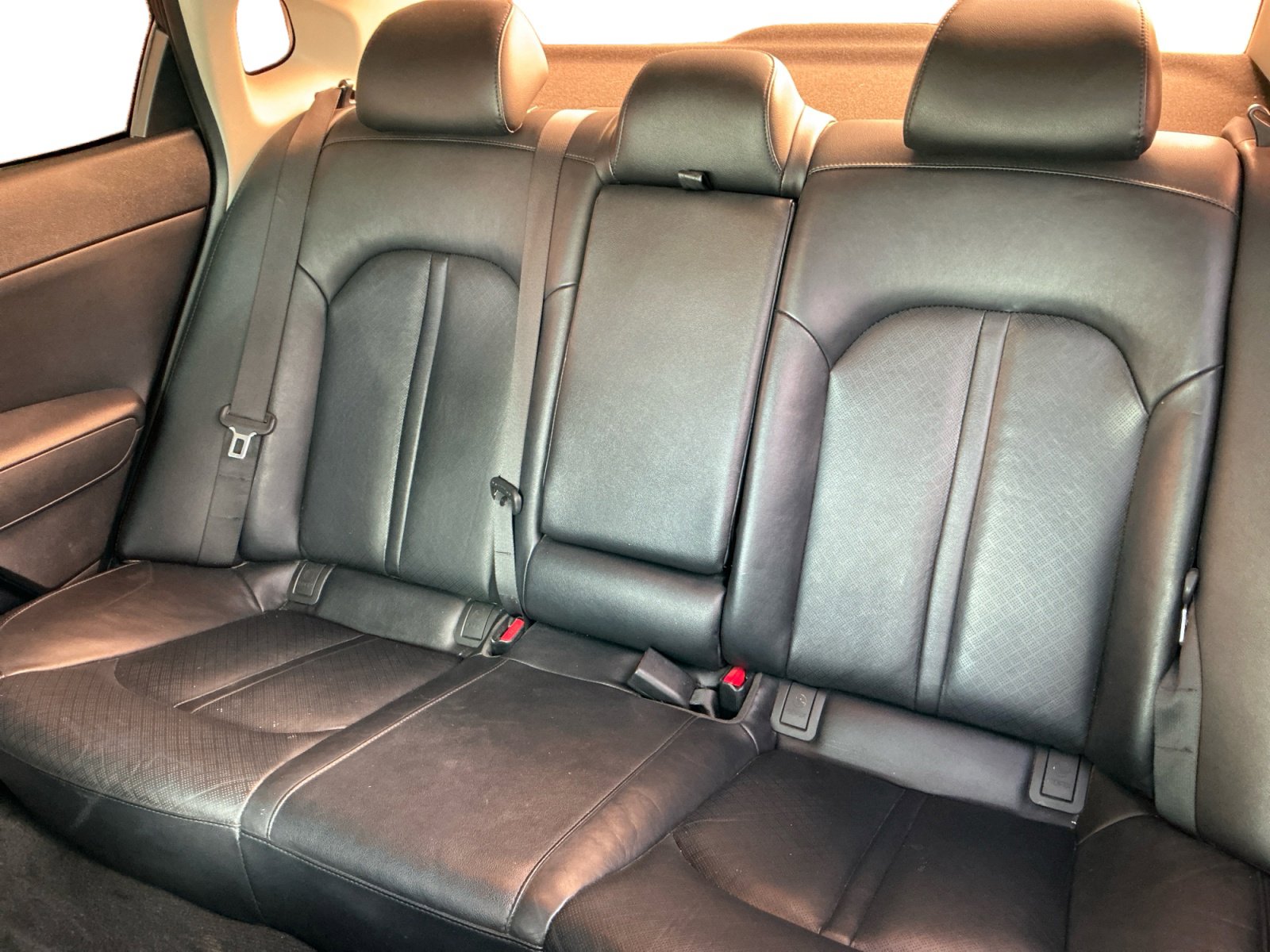 Used 2018 Kia Optima EX image 13