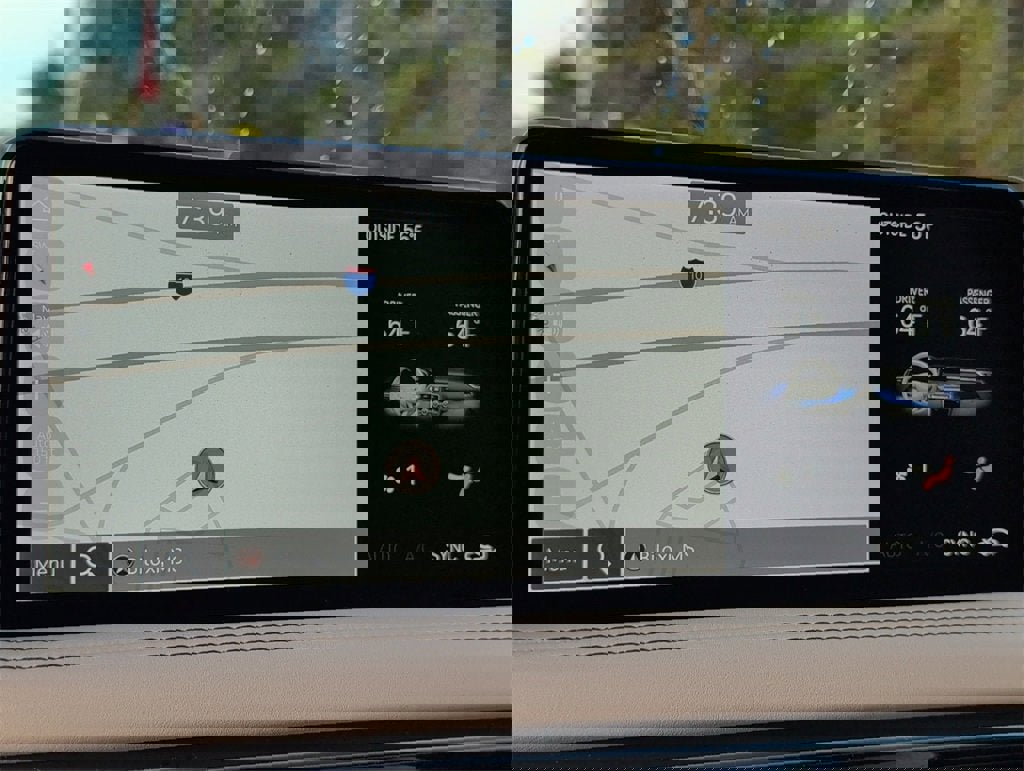 Used 2022 Genesis G70 3.3T image 18