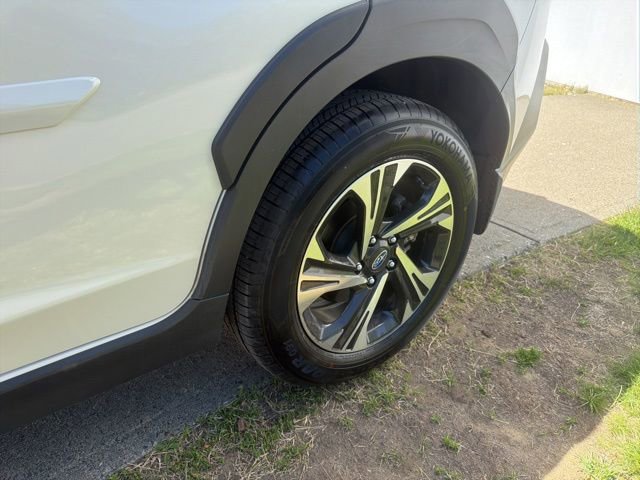 Certified 2025 Subaru Crosstrek 2.0i Premium AWD/4WD image 14