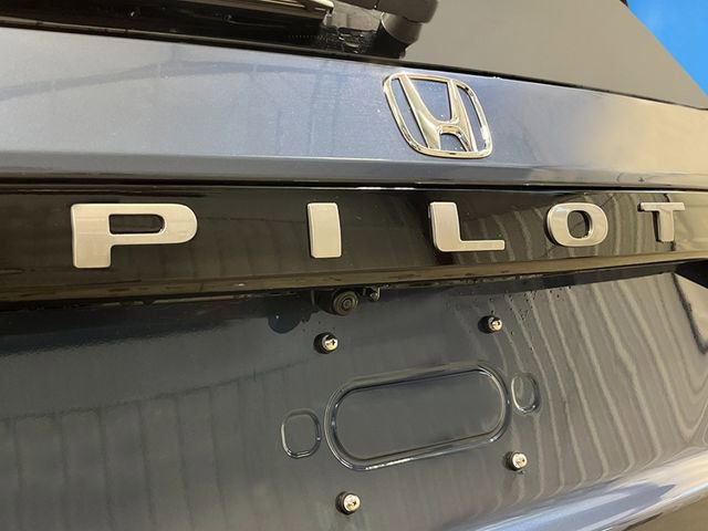 New 2026 Honda Pilot Touring image 10
