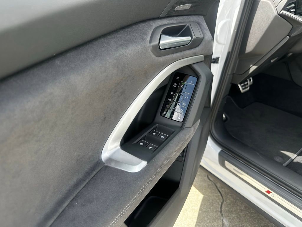 New 2026 Audi SQ5 Premium Plus image 11