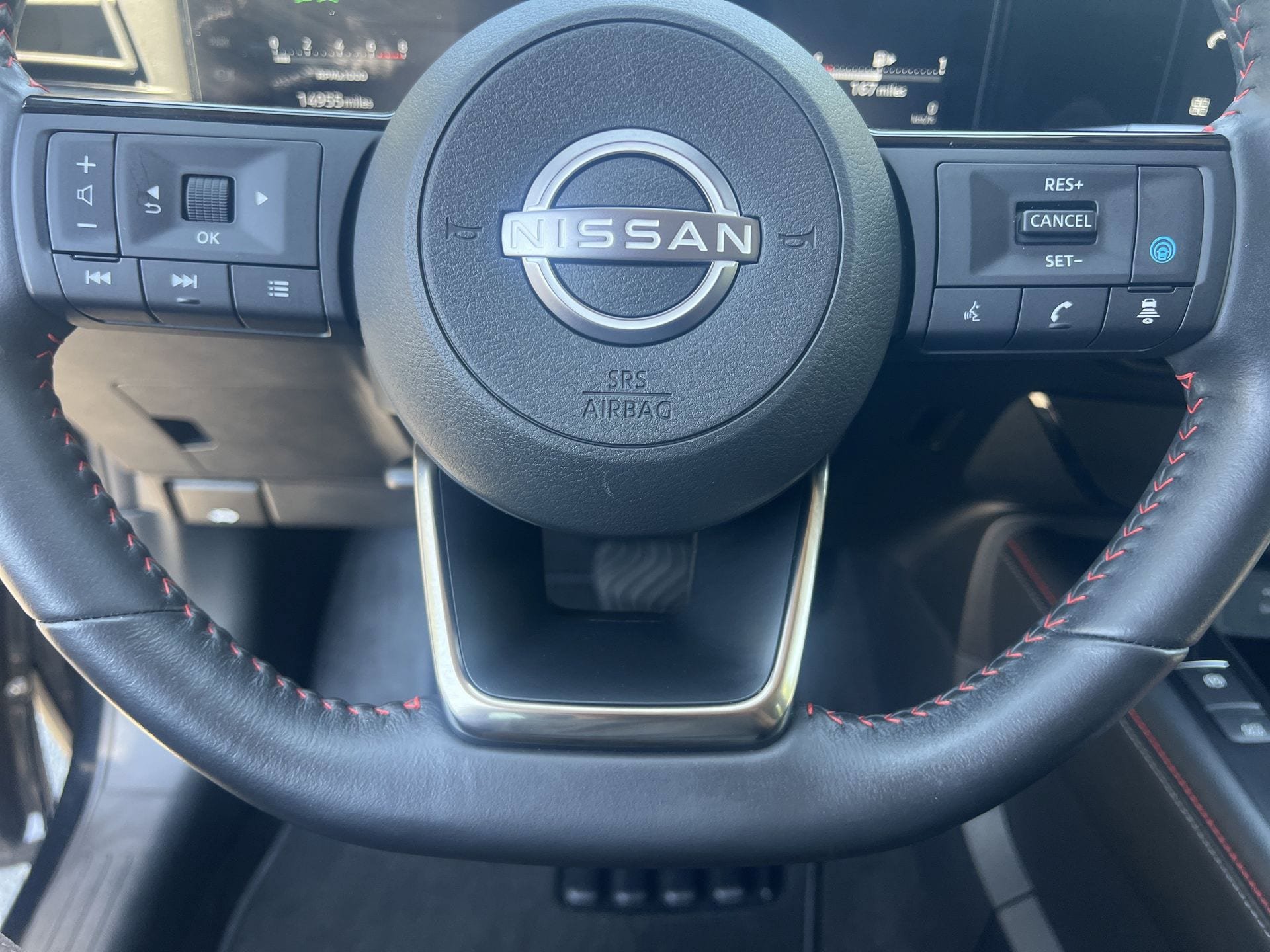 Used 2026 Nissan Kicks SR AWD/4WD image 8