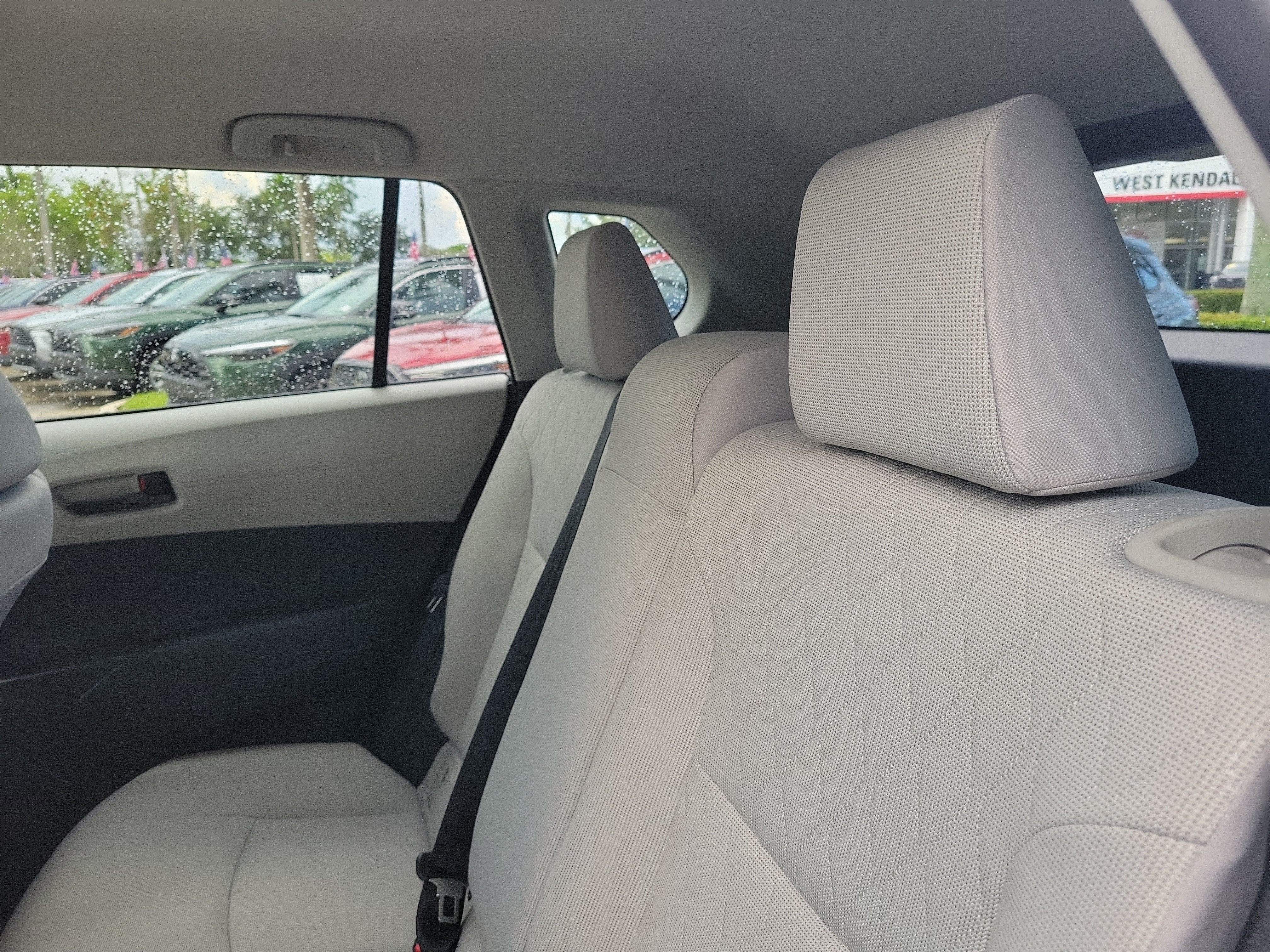 Used 2025 Toyota Corolla Cross LE FWD image 13