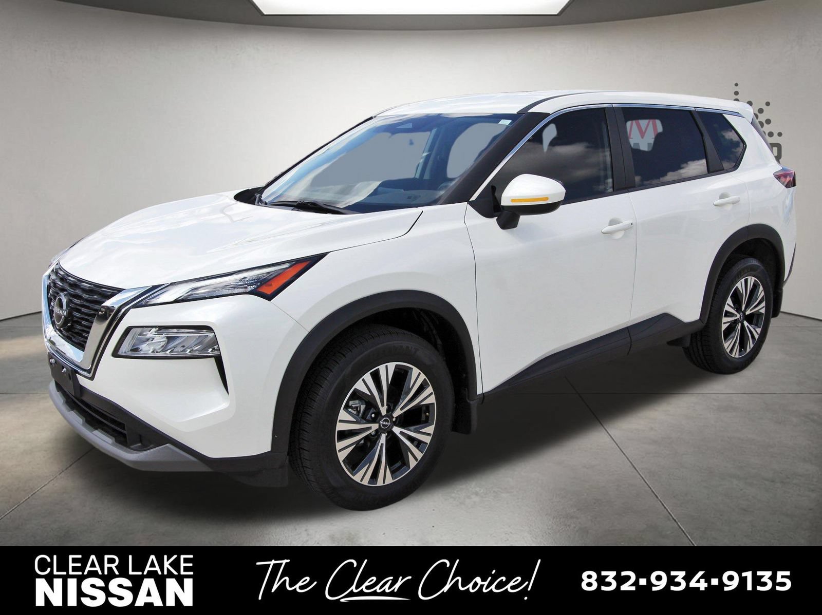 Used 2023 Nissan Rogue SV FWD image 3