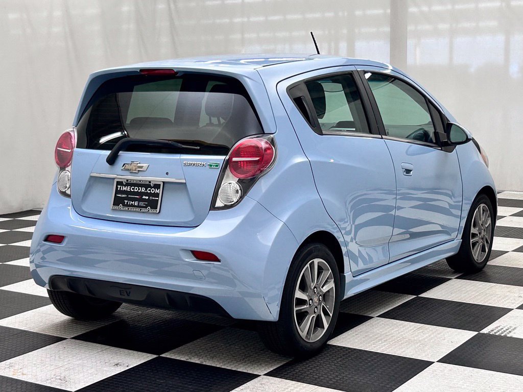 Used 2016 Chevrolet Spark LT FWD image 7