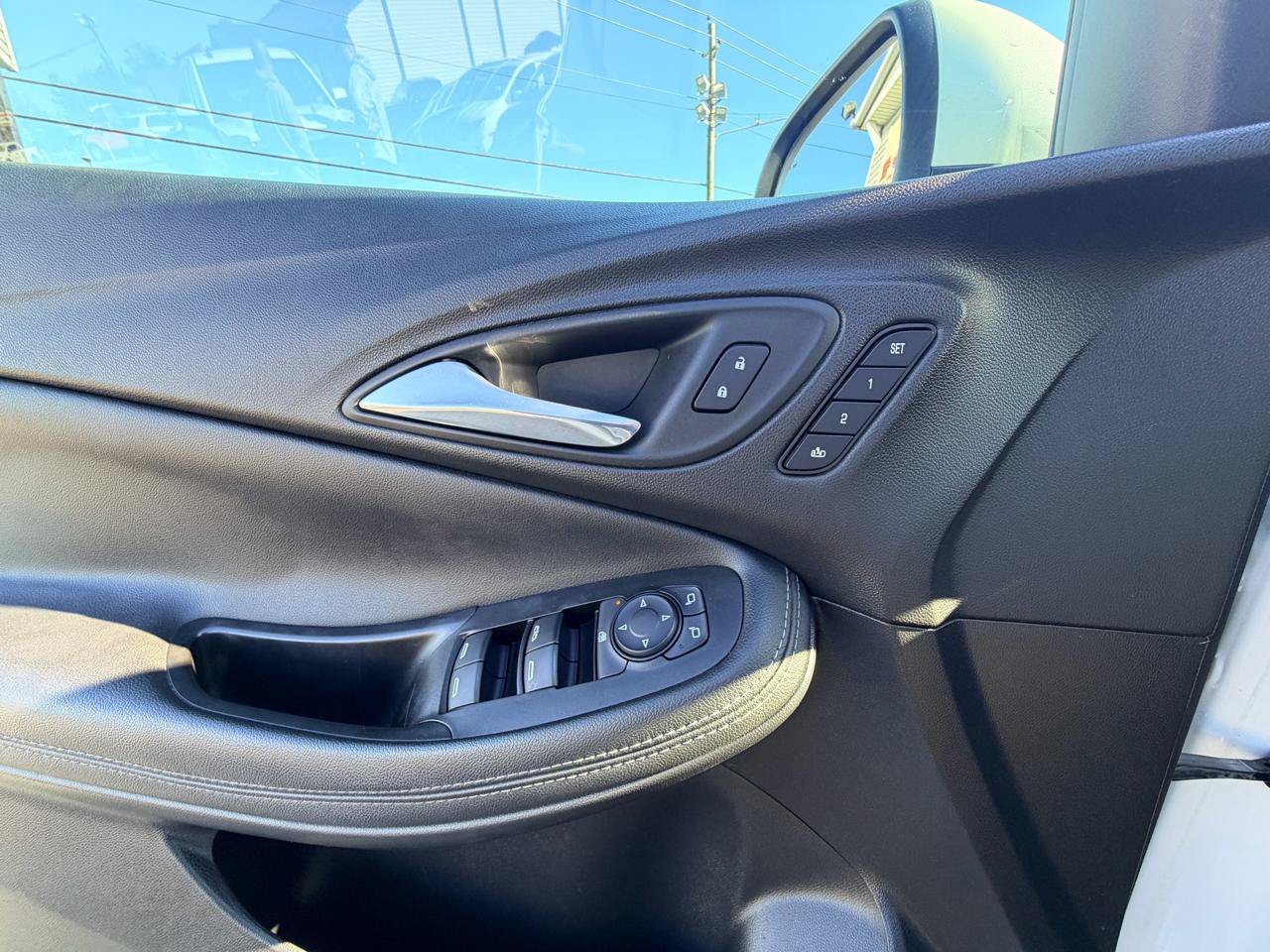 Used 2021 Buick Encore GX Essence FWD image 20