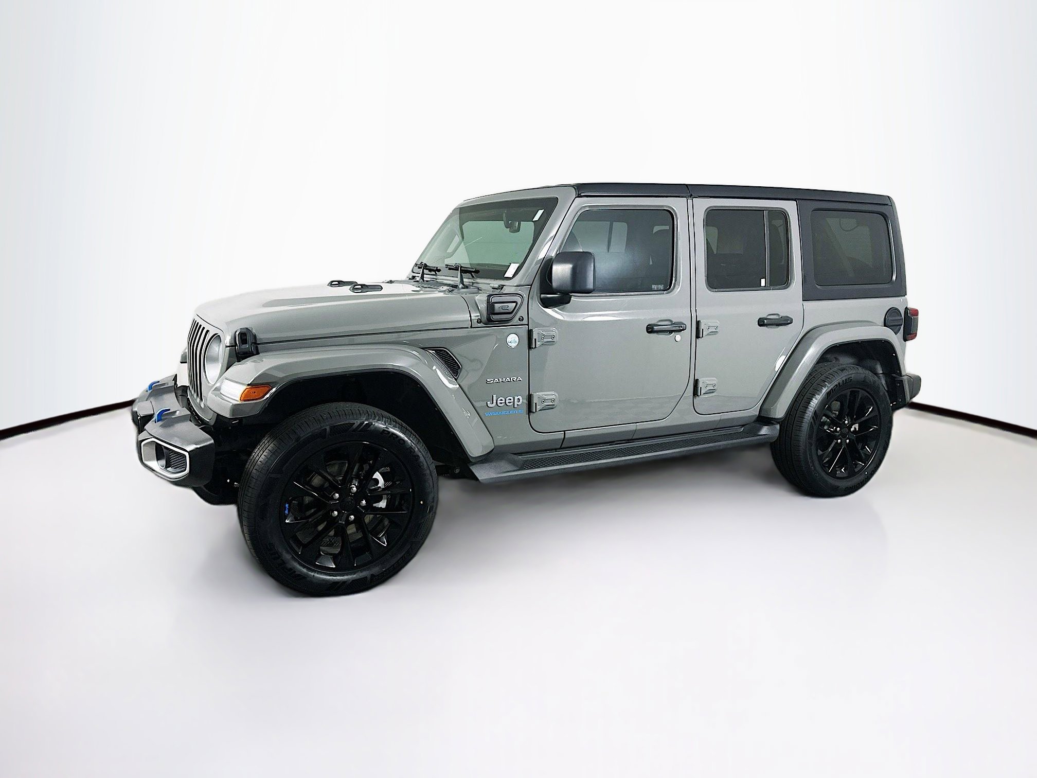Used 2023 Jeep Wrangler Unlimited Sahara AWD/4WD image 4