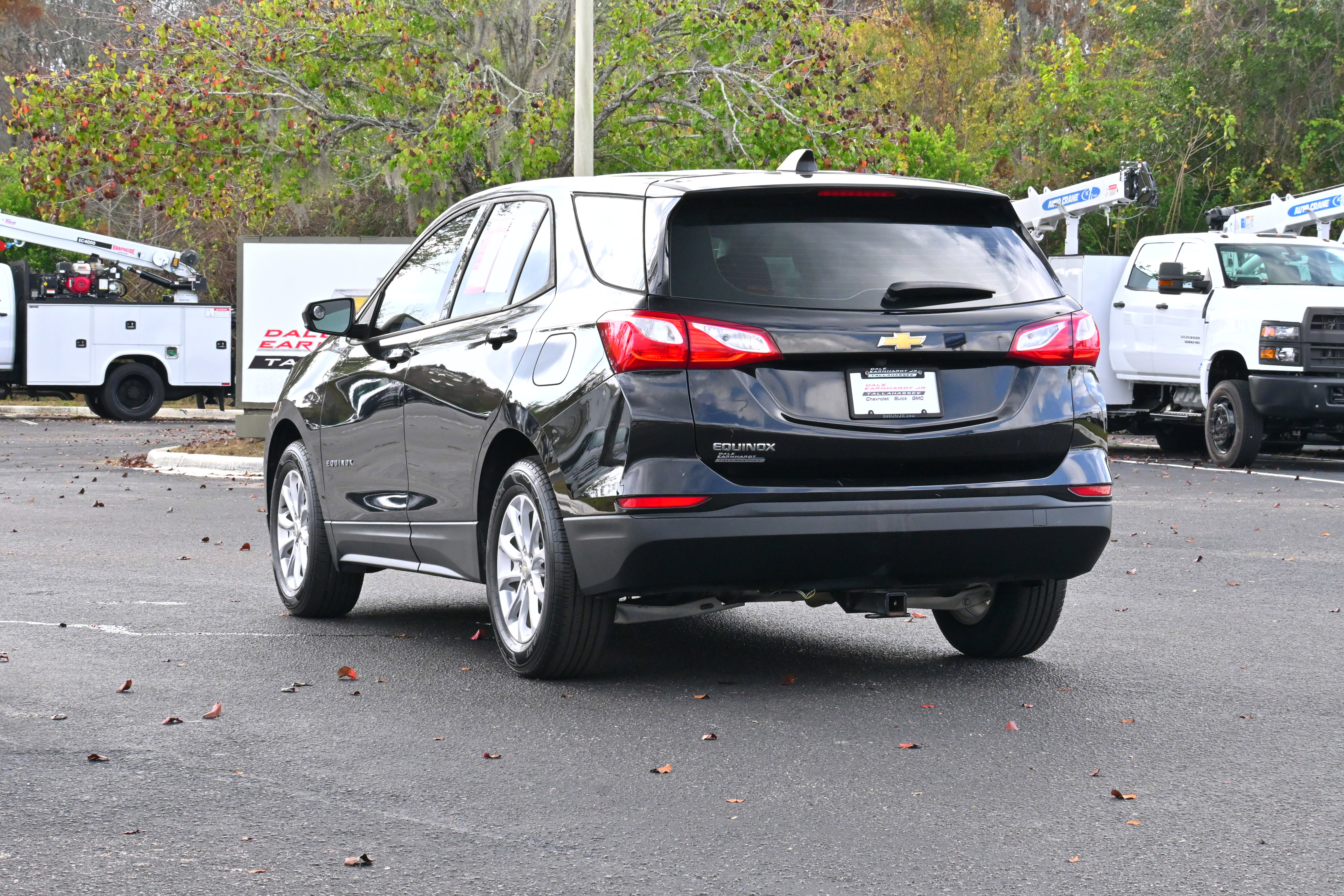 Used 2019 Chevrolet Equinox LS image 3