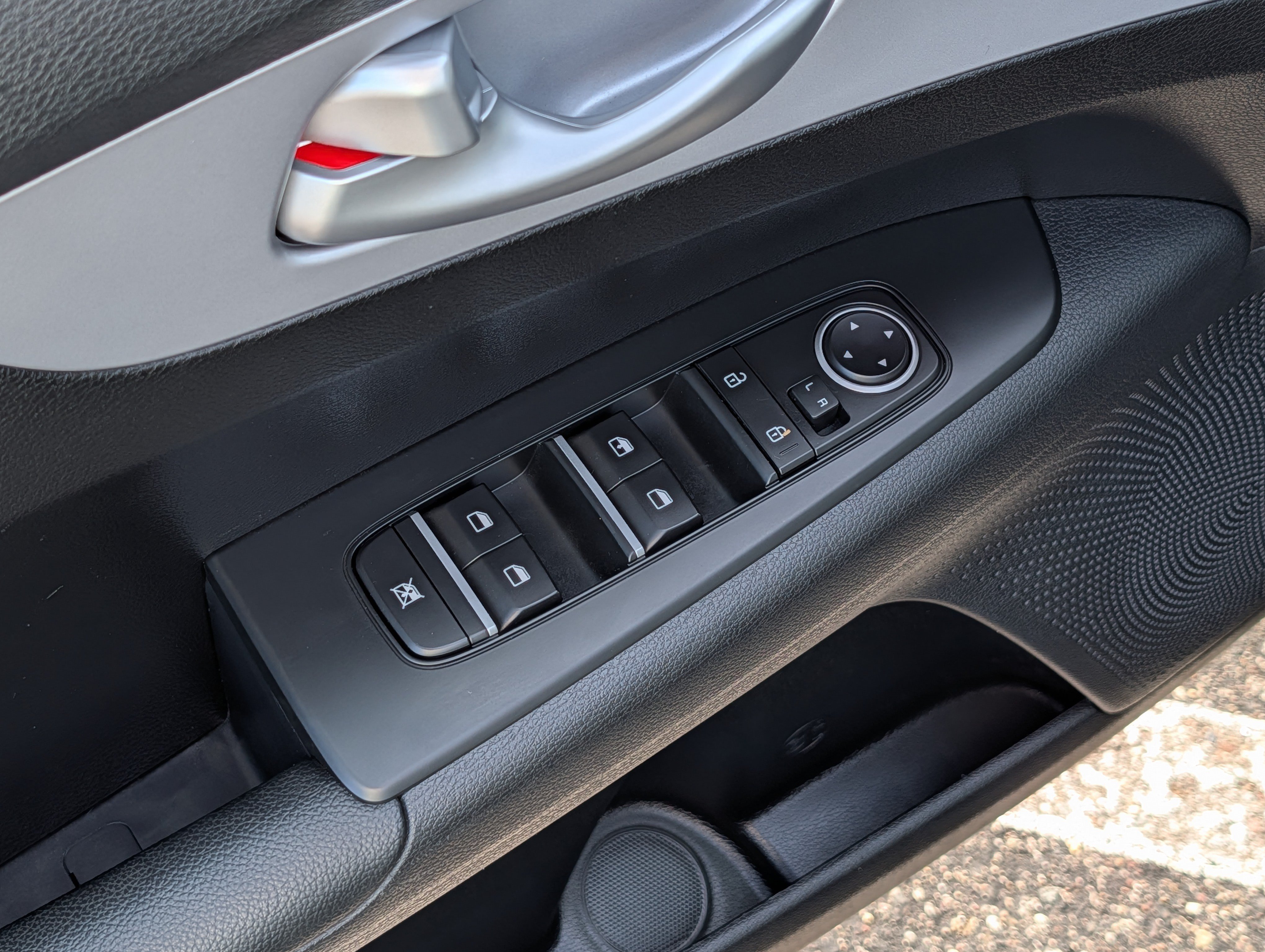Certified 2024 Kia Forte LXS w/ LXS Technology Package FWD image 19