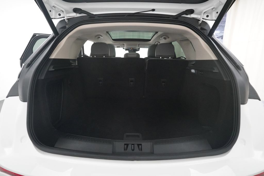Used 2023 Lincoln Corsair AWD w/ Equipment Group 101A image 12