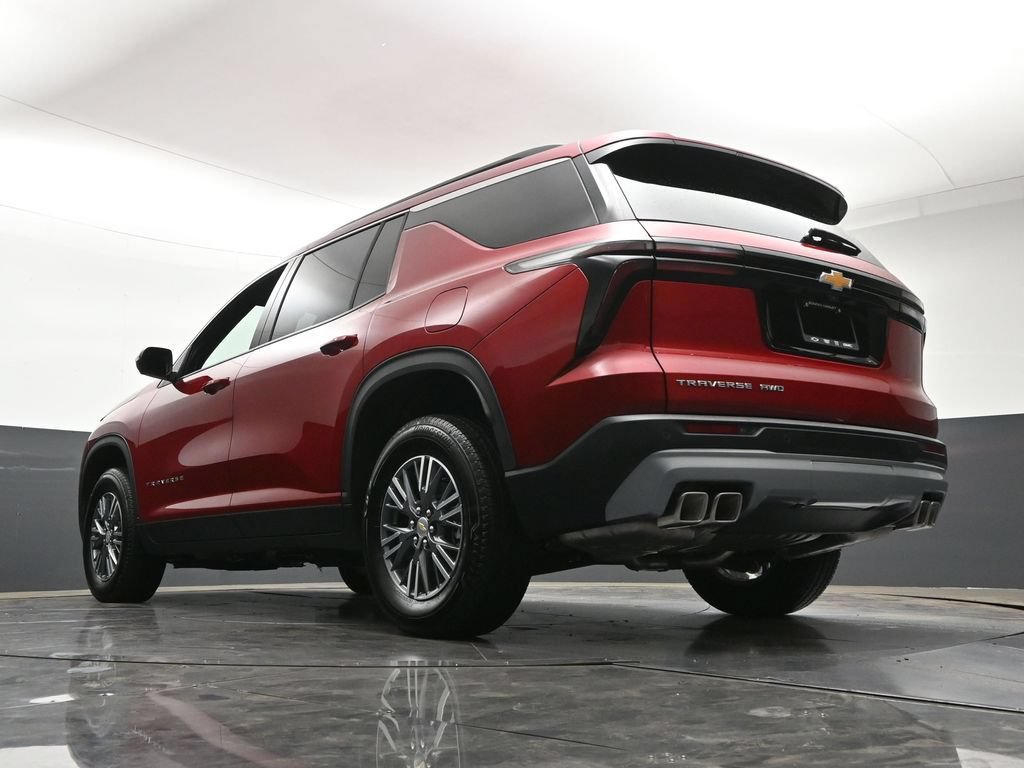 Certified 2026 Chevrolet Traverse LT w/ Driver Confidence Package AWD/4WD image 26