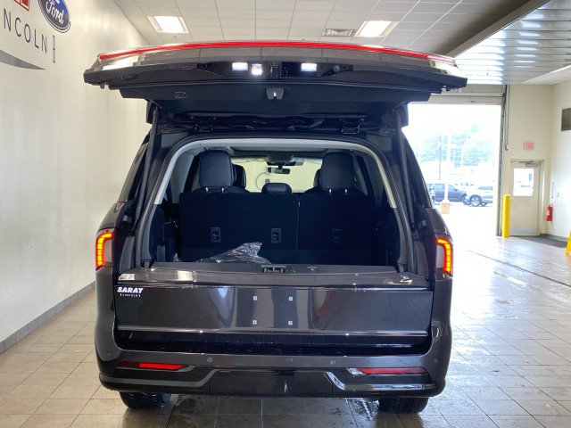 New 2027 Lincoln Navigator L Reserve AWD/4WD image 7