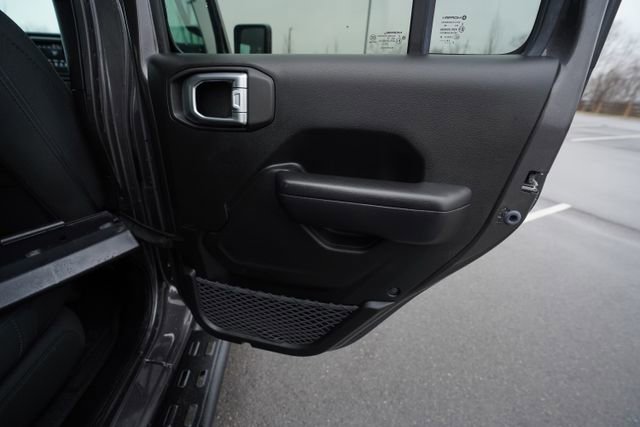 Used 2020 Jeep Wrangler Unlimited Sport image 23