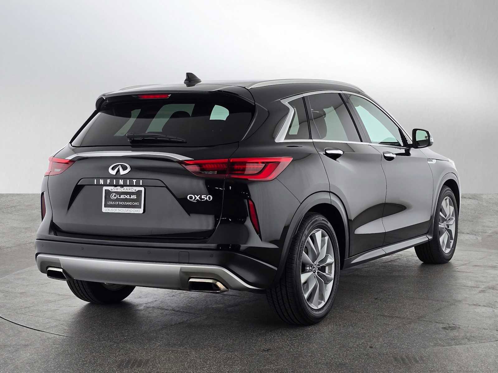 Used 2020 INFINITI QX50 Luxe image 7