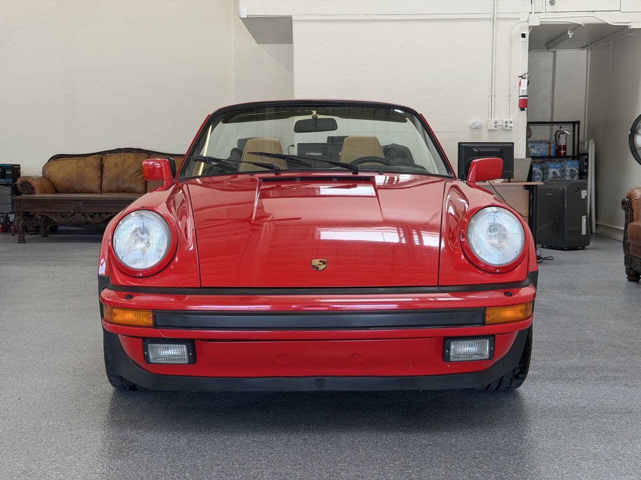 Used 1988 Porsche 911 Carrera RWD image 4
