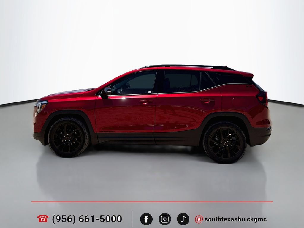 Used 2024 GMC Terrain SLT w/ Tech Package AWD/4WD image 4