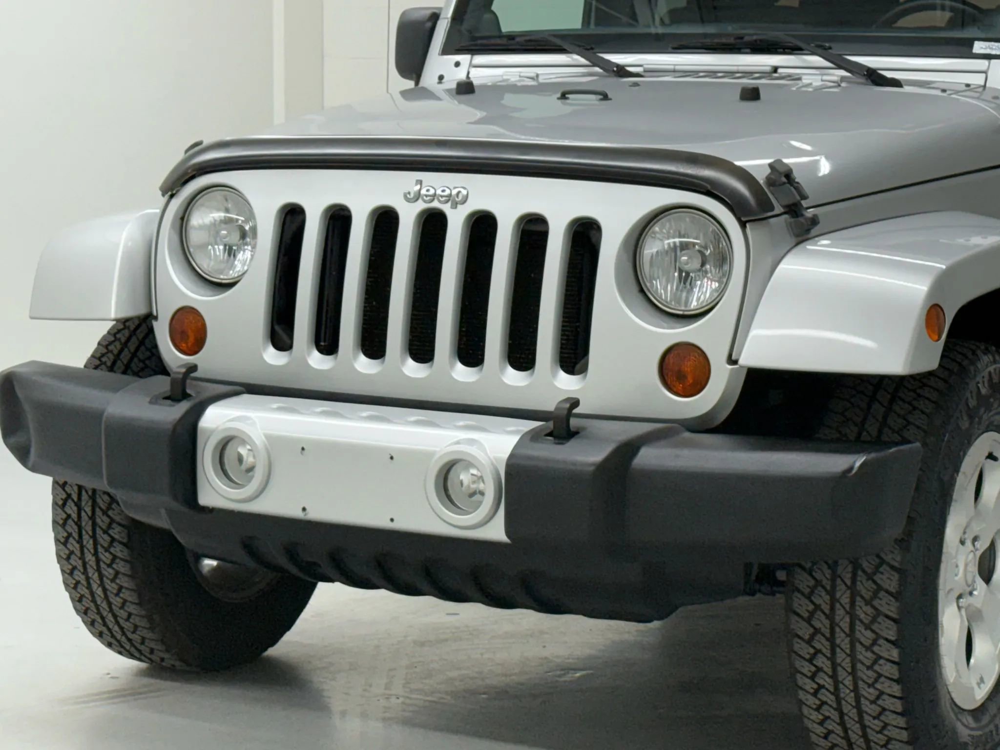 Used 2011 Jeep Wrangler Unlimited Sahara image 30