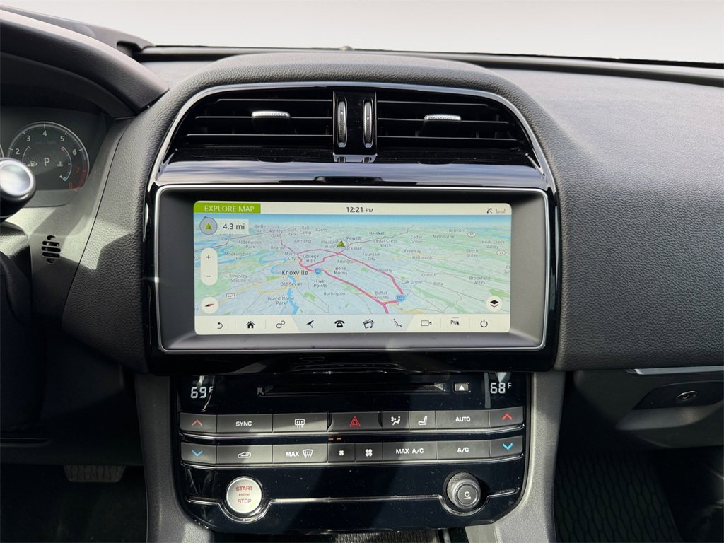 Used 2018 Jaguar F-PACE Prestige image 9