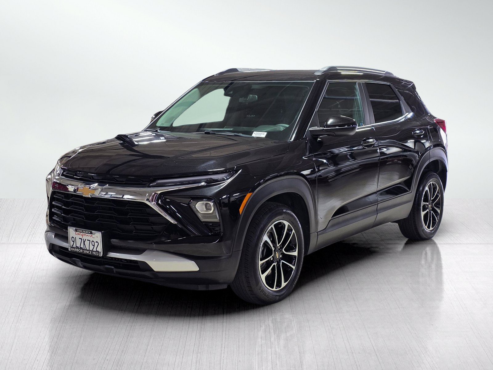 Used 2024 Chevrolet TrailBlazer LT FWD image 3